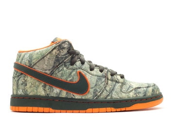 Nike SB Dunk Mid Real Tree Camo