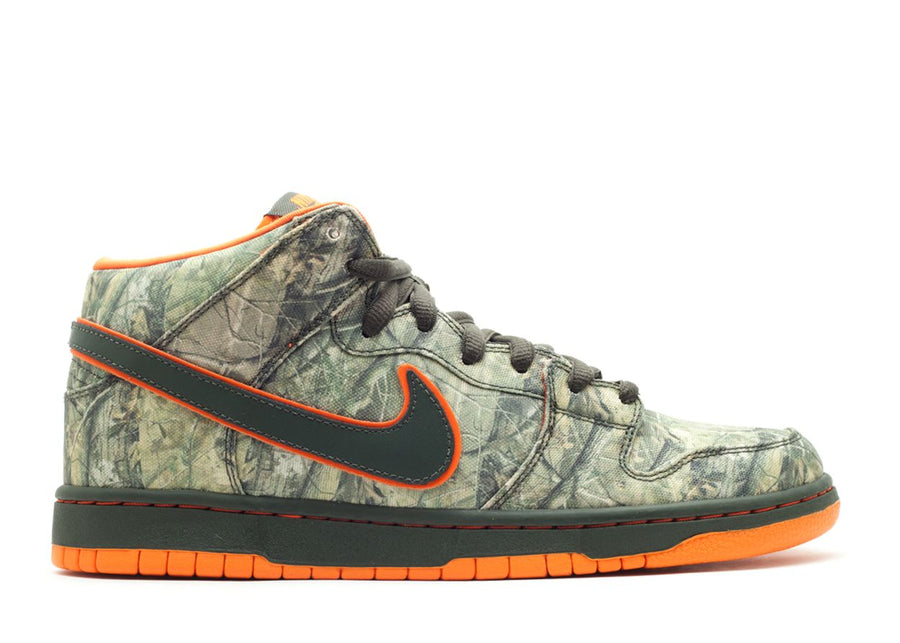 Nike SB Dunk Mid Real Tree Camo