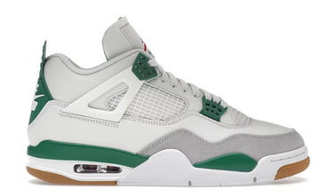 Jordan 4 Retro SB Pine Green (WORN)