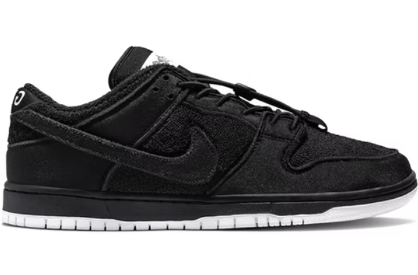 Nike SB Dunk Low Gnarhunters (WORN)